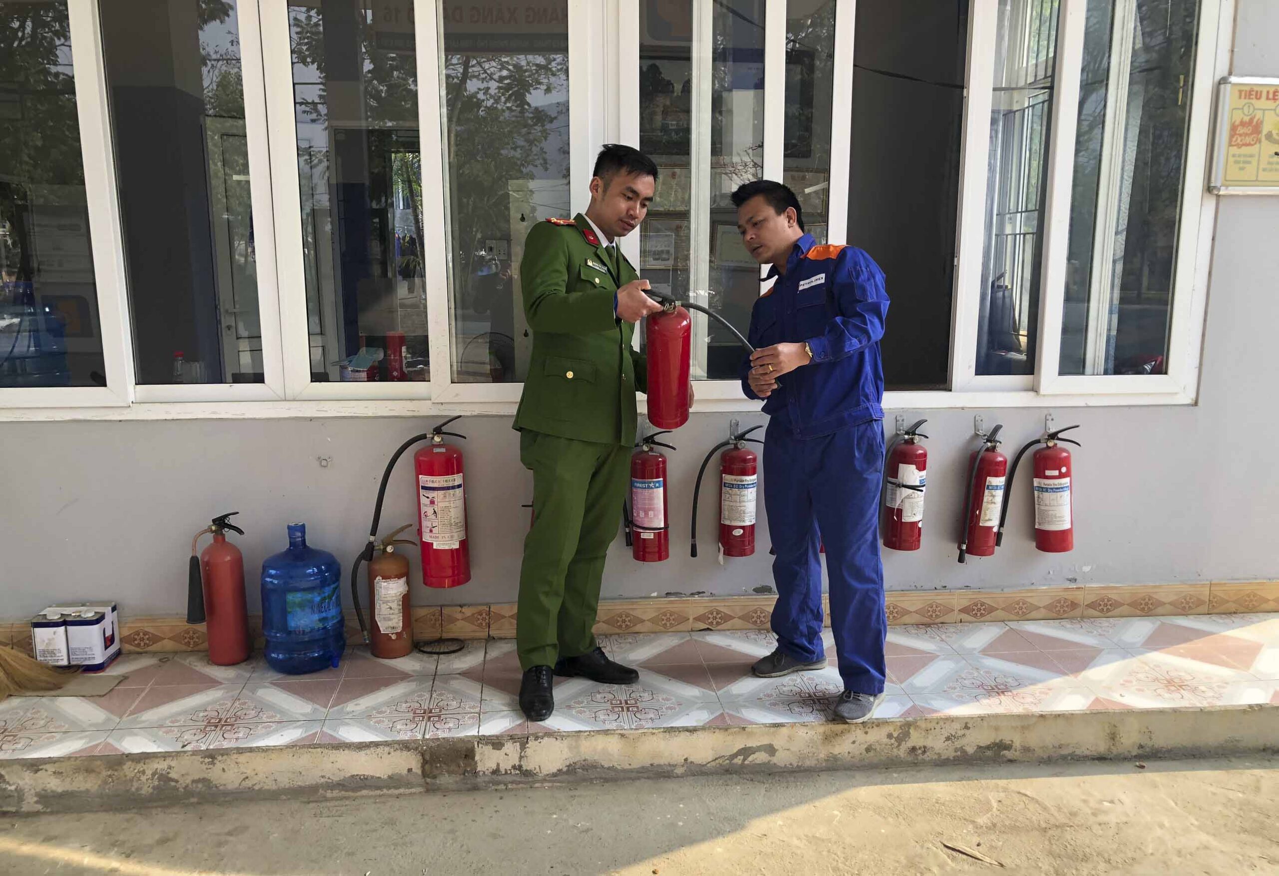 PCCC cửa hàng xăng dầu