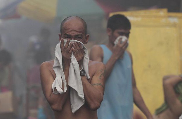 Cách tránh ngộ độc khí trong đám cháy