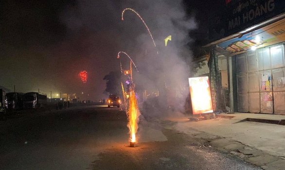xử phạt đốt pháo hoa trái phép